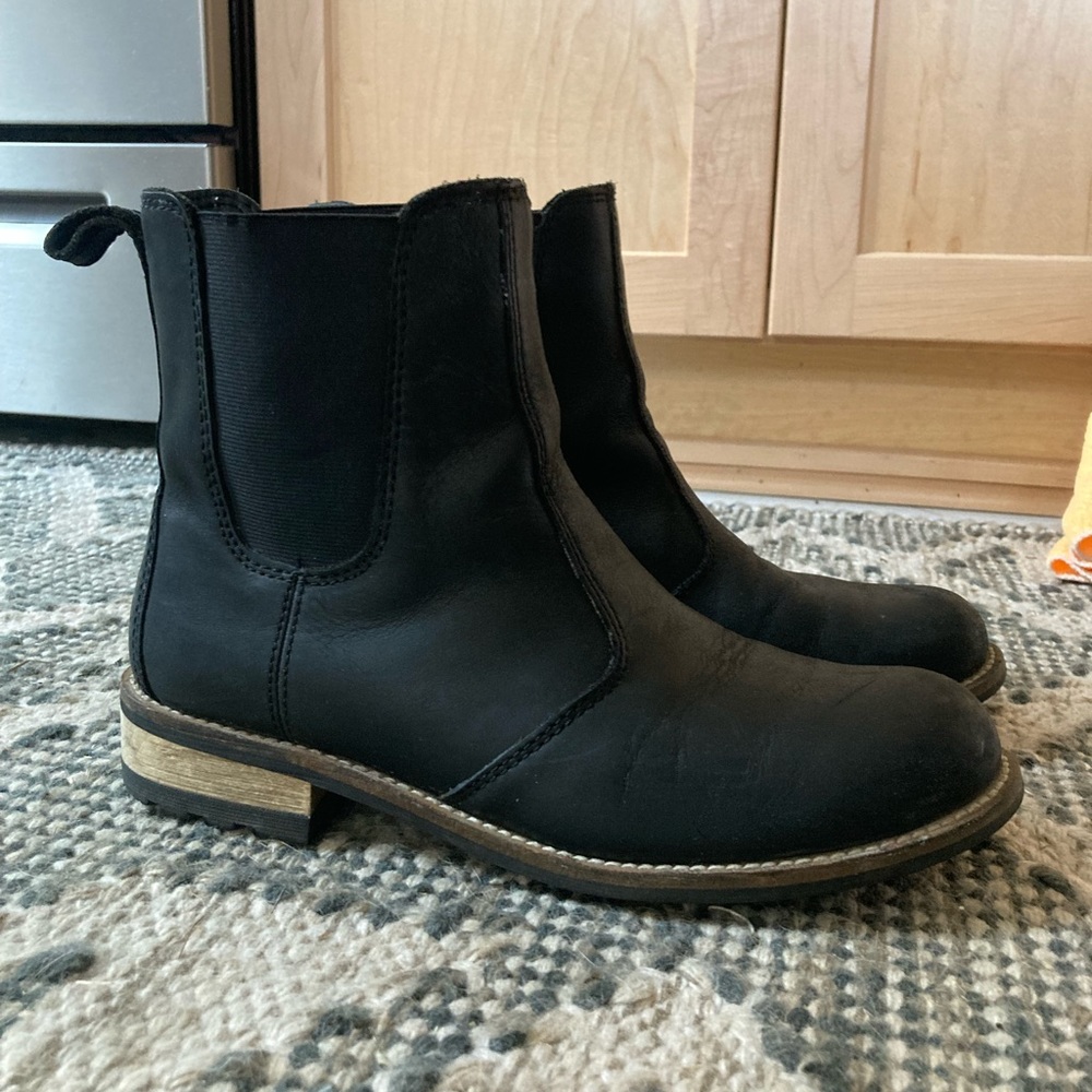 Kodiak Chelsea Boots